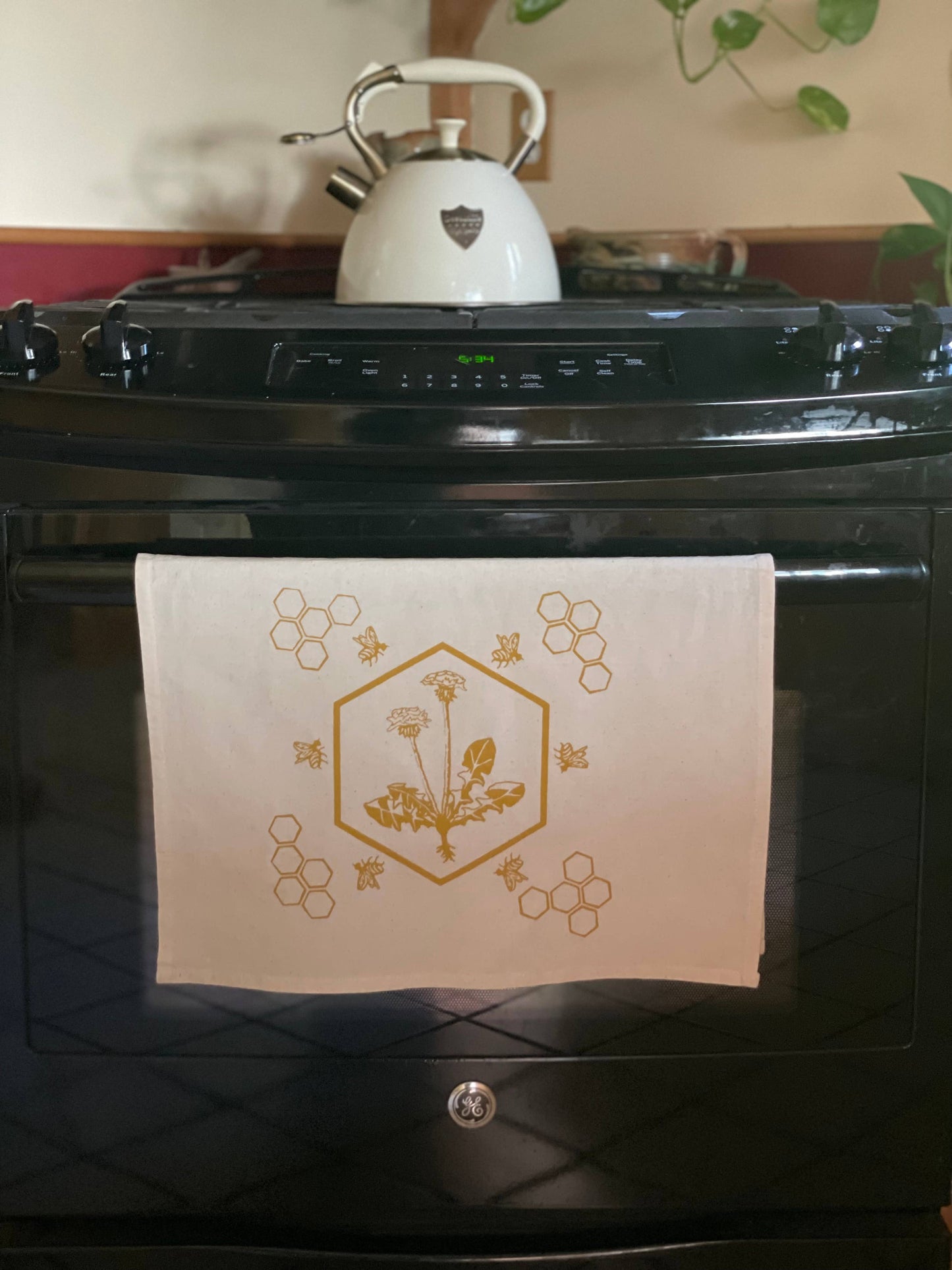 Dandelion Flower Honey Bee Tea Towel